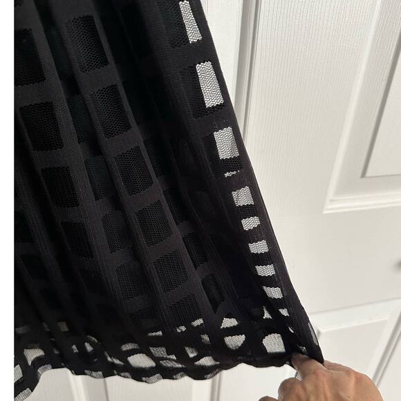 Trina Turk Sarita‎ Windowpane Mesh Squares High Waist Poofy Skirt EUC 6 - Picture 6 of 9